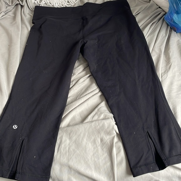 Lulu Lemon Capris - Picture 2 of 2